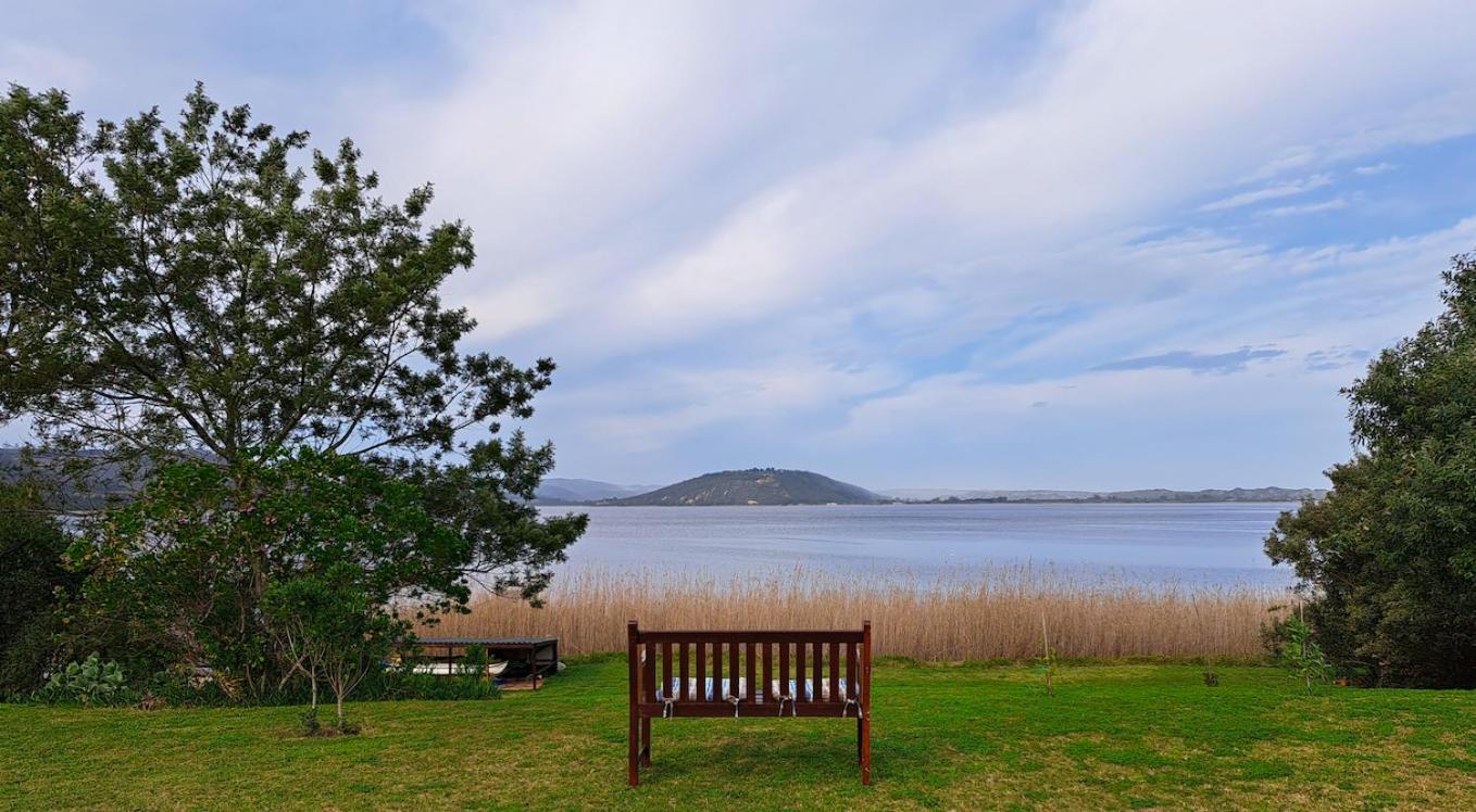 Beautiful, tranquil lakeside Estate Sedgefield Exterior foto
